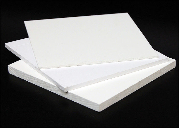 Độ dày tùy chỉnh PVC Foam Core Board Độ bền va đập 1220 X 2440mm